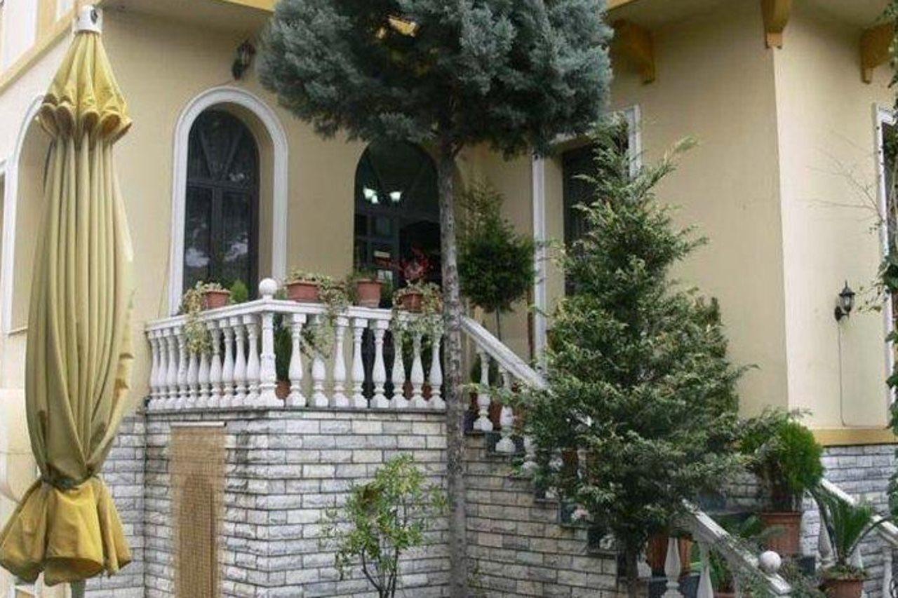 Art Hotel Nirvana Тирана Екстер'єр фото