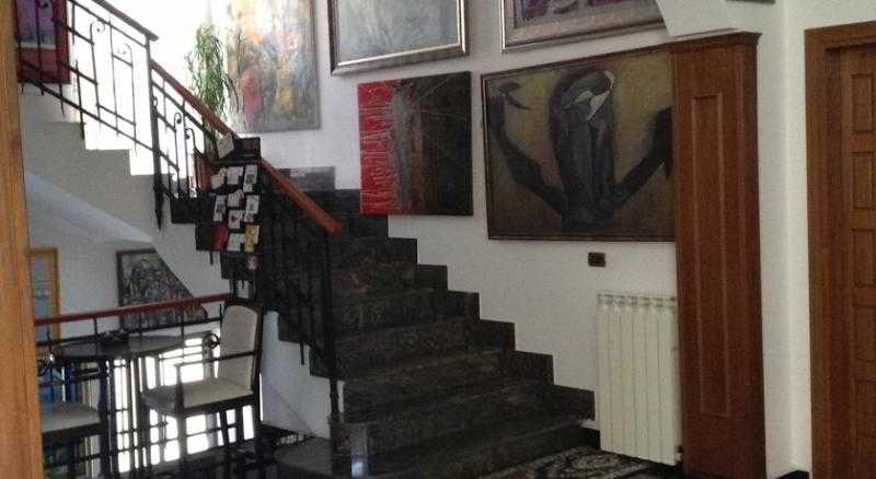 Art Hotel Nirvana Тирана Інтер'єр фото